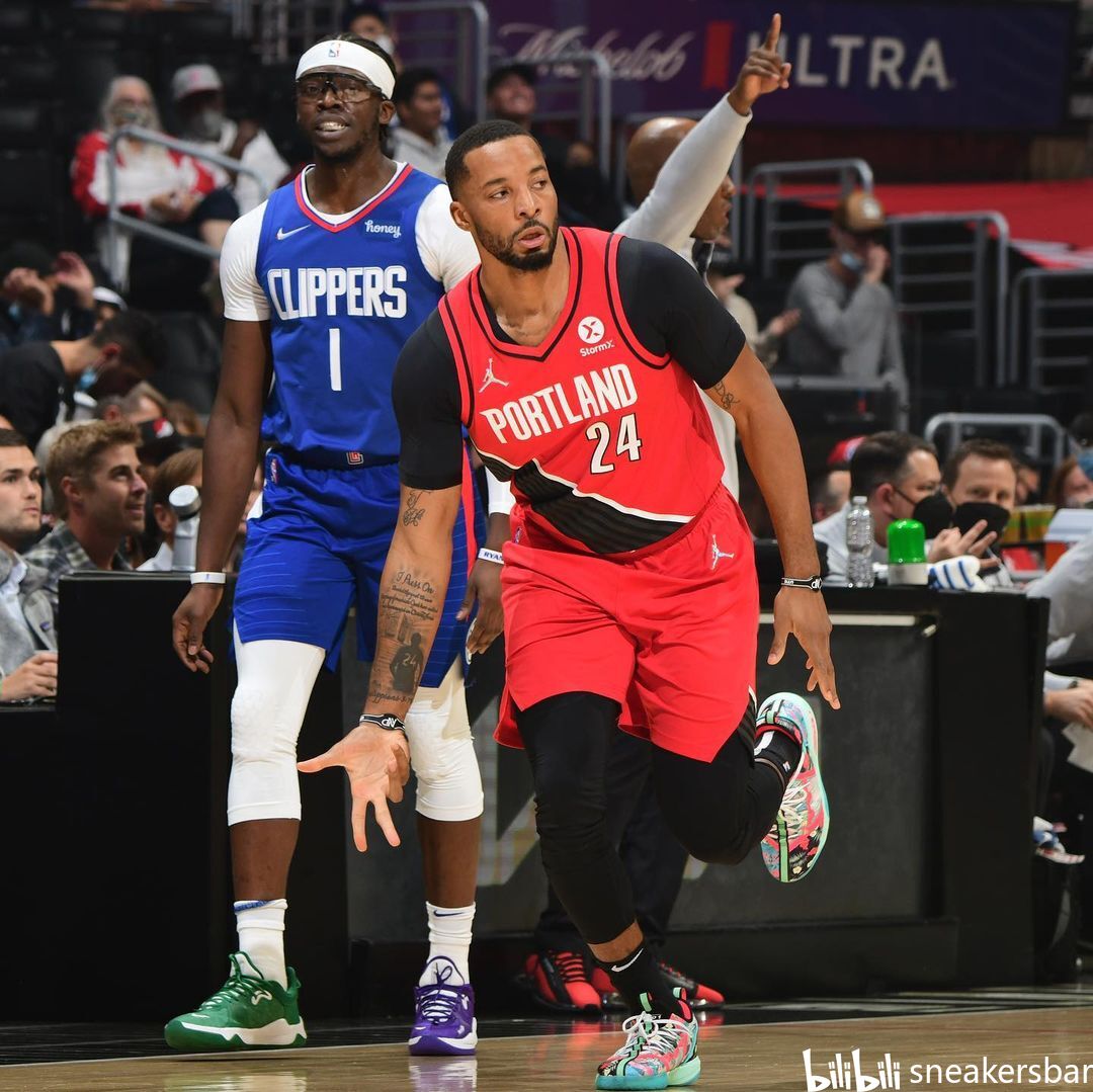 和球迷关注 和球迷关注